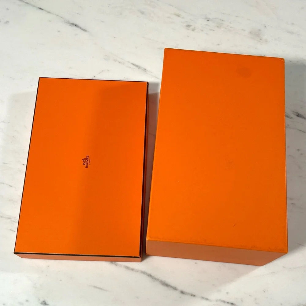 Hermes shoe box_A1_8.5” x 14”
